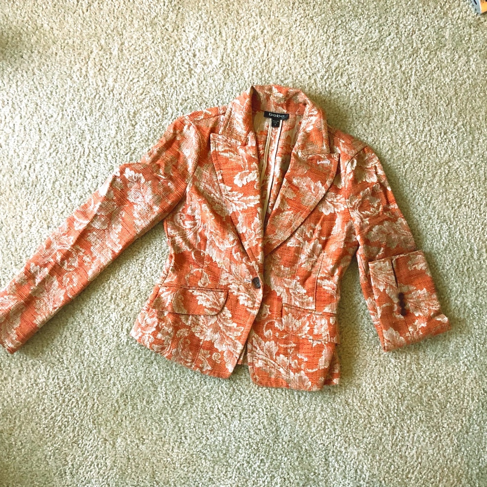 Woman's BEBE BLAZER XXS